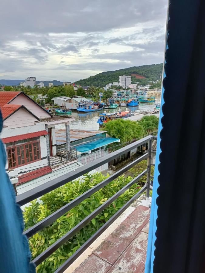 Nha Nghi Phuong Dung Bed & Breakfast ฟู้โกว๊ก ภายนอก รูปภาพ